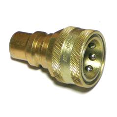 Adapter - Adapts a John Deere (old style) male tip to J I Case (old style) female coupler